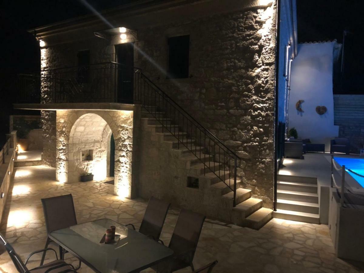 Villa Charonia Spanokhórion Dış mekan fotoğraf